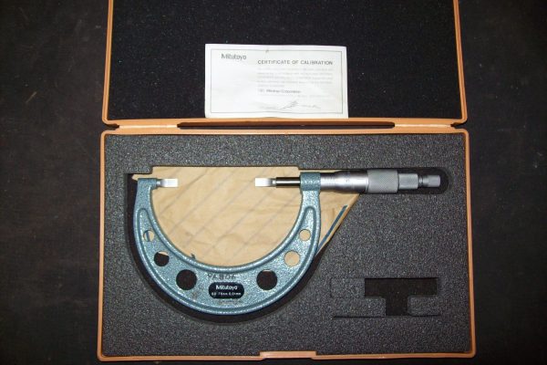 Spade/Blade Micrometer