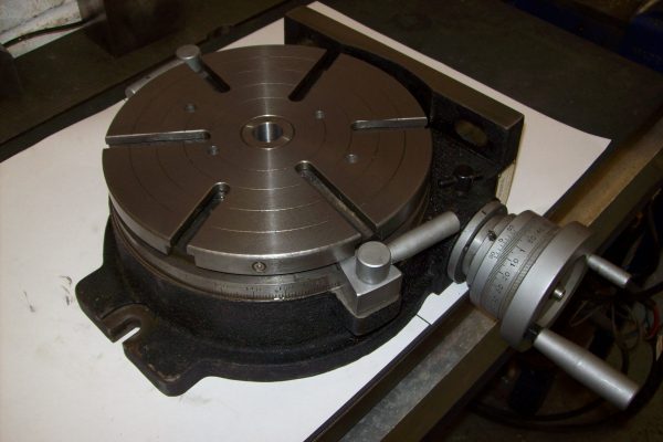Homge 250mm HV rotary table - Image 2