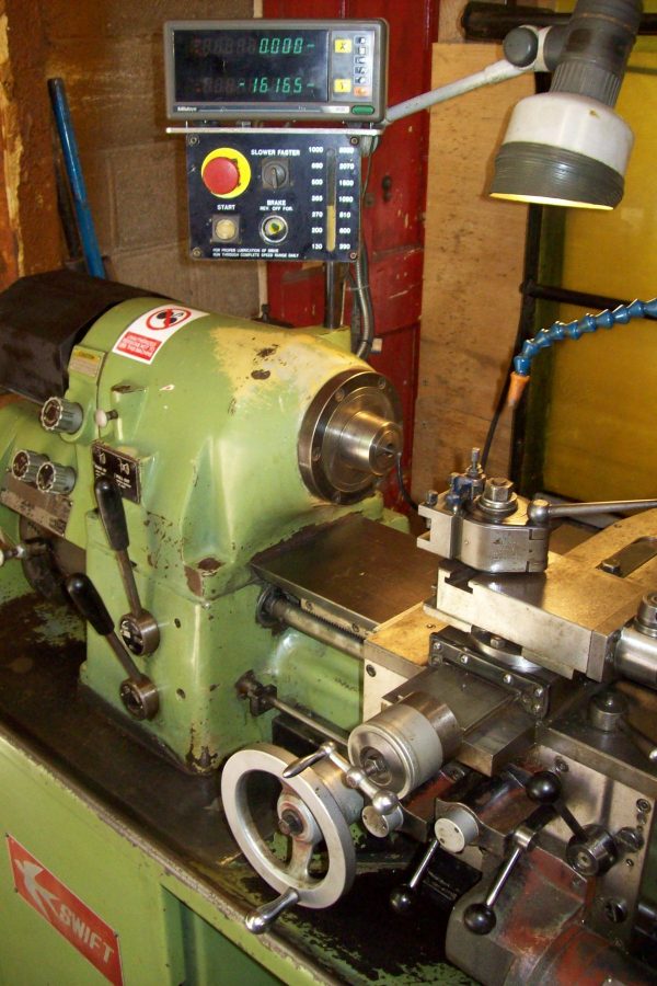 Swift AML-618 precision Toolroom lathe. - Image 5