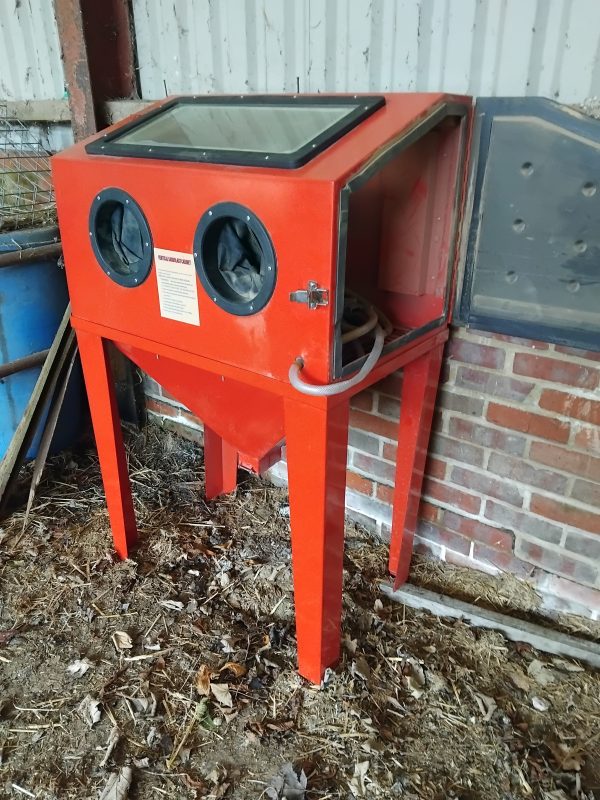 Sealey Shot Blast Cabinet - Image 2