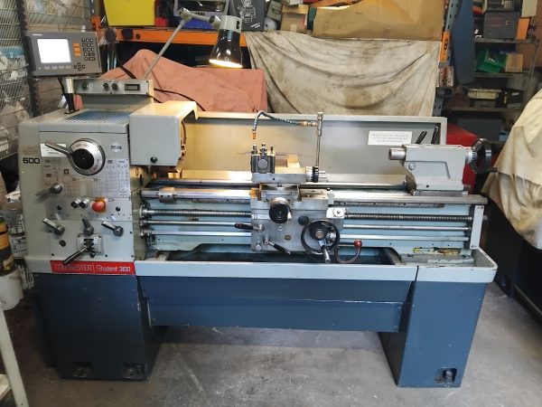 Colchester Student 3100 long bed