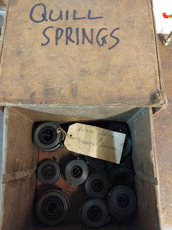 Drill return springs Inc. Meddings