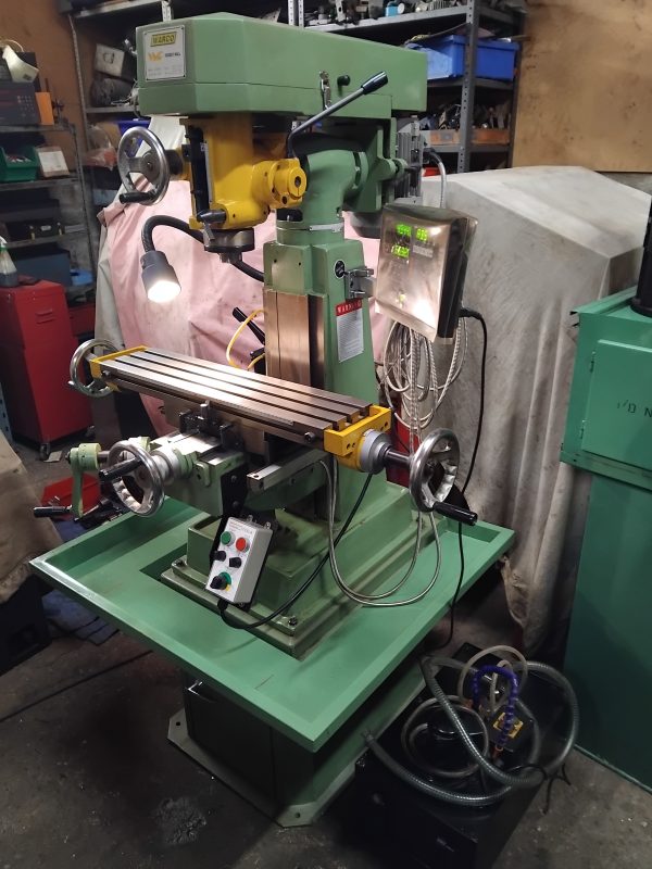 Warco VMC with Newton Tesla Vari speed 240V - Image 5