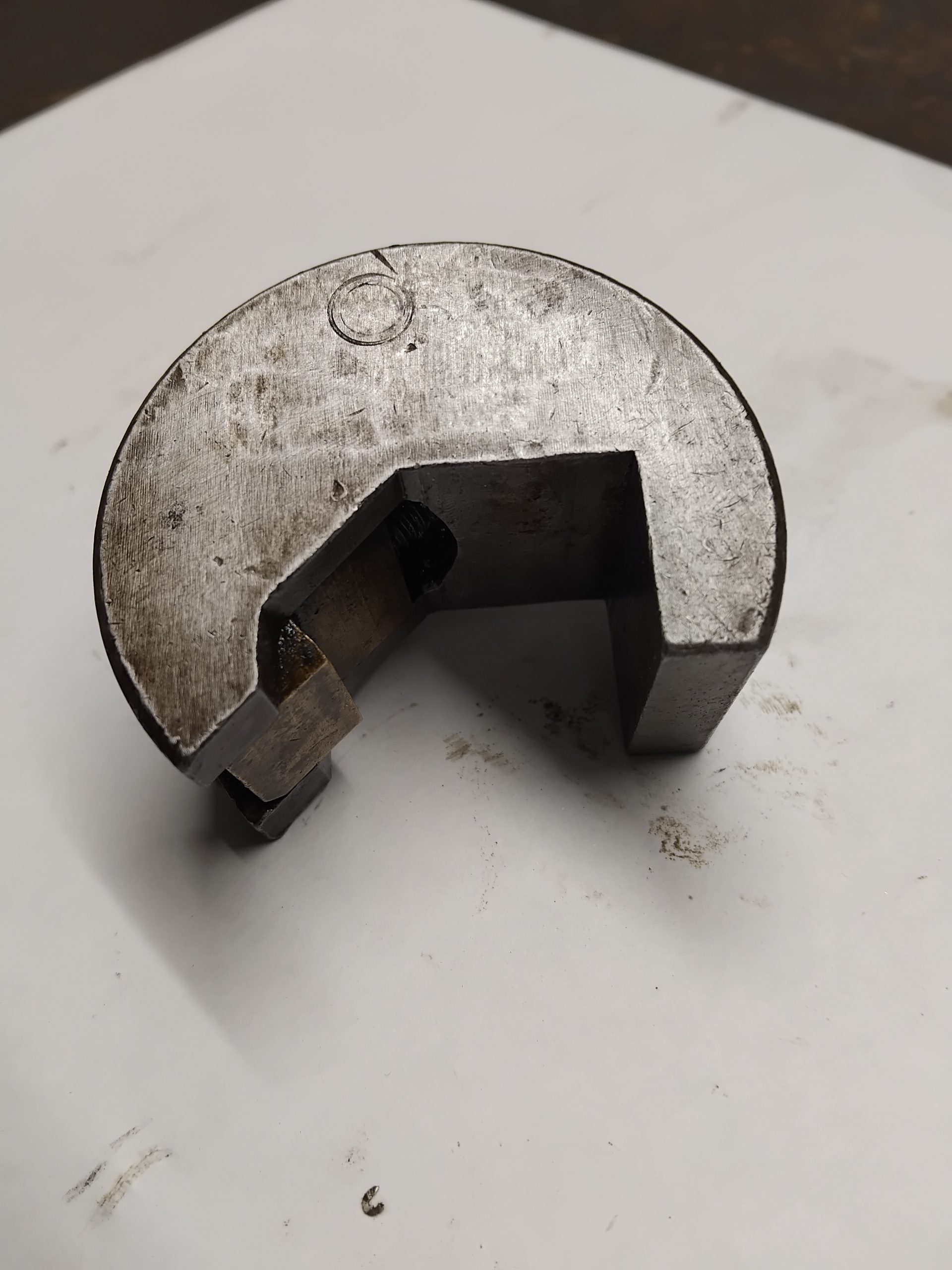 Colchester Triumph 2000 bed stop - Image 2