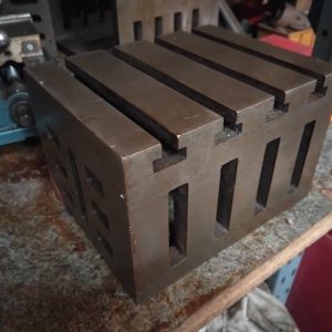 Medium size T slotted box cube