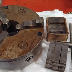 D1-6, 250mm 3 jaw chuck