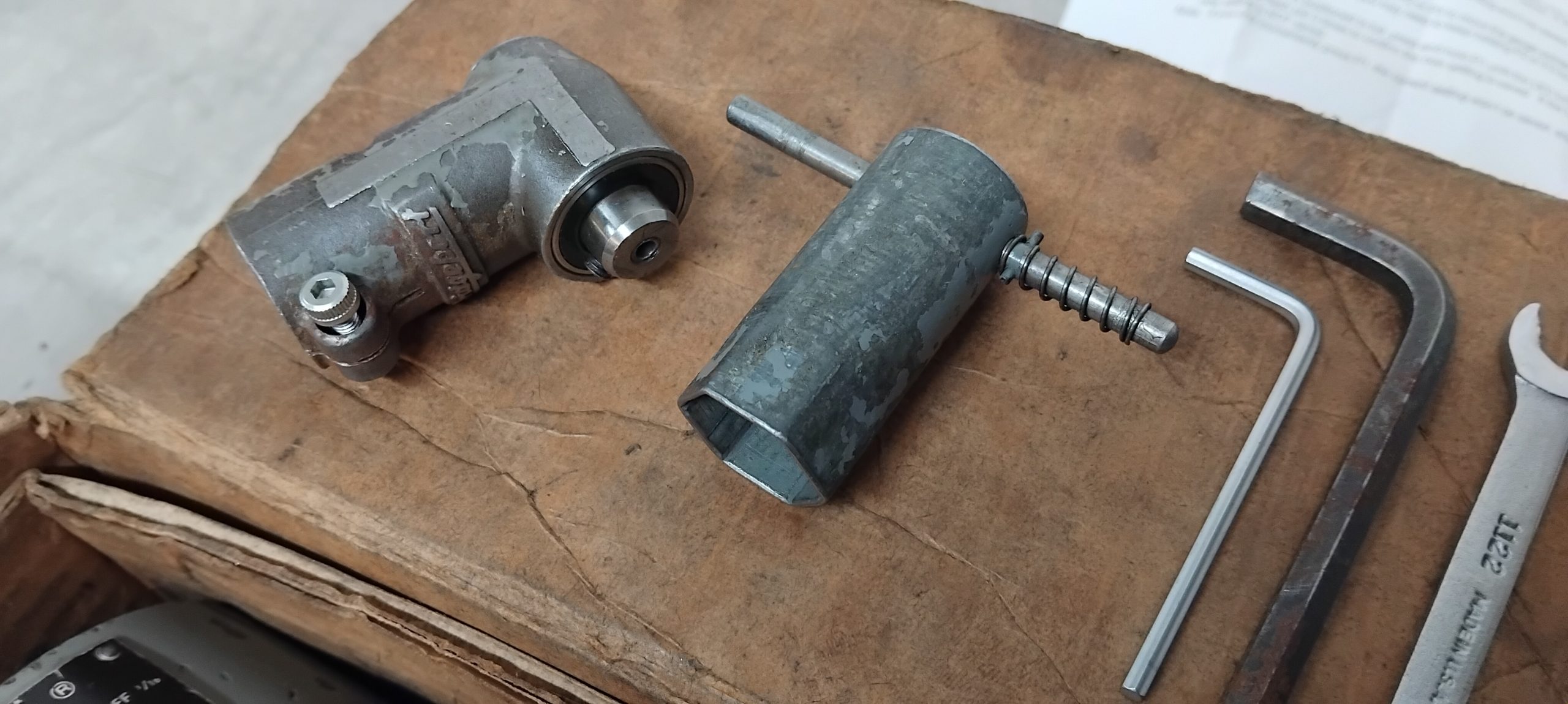 Bridgeport Type JA Quillmaster c/w 90 degree attachment - Image 2