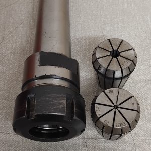 4MT ER32 collet chuck and 2 collets.