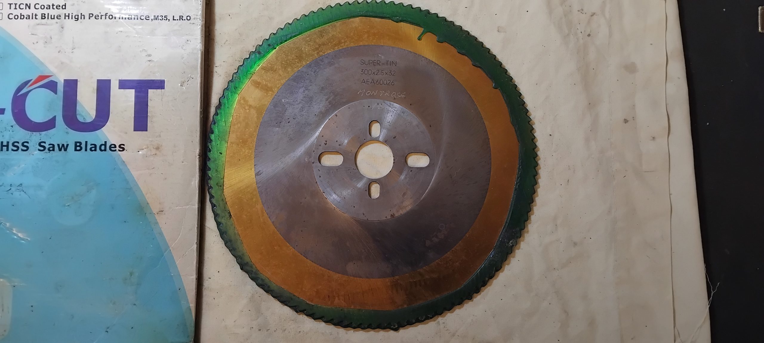 300mm Unused metal cutting Chop saw blades. - Image 3